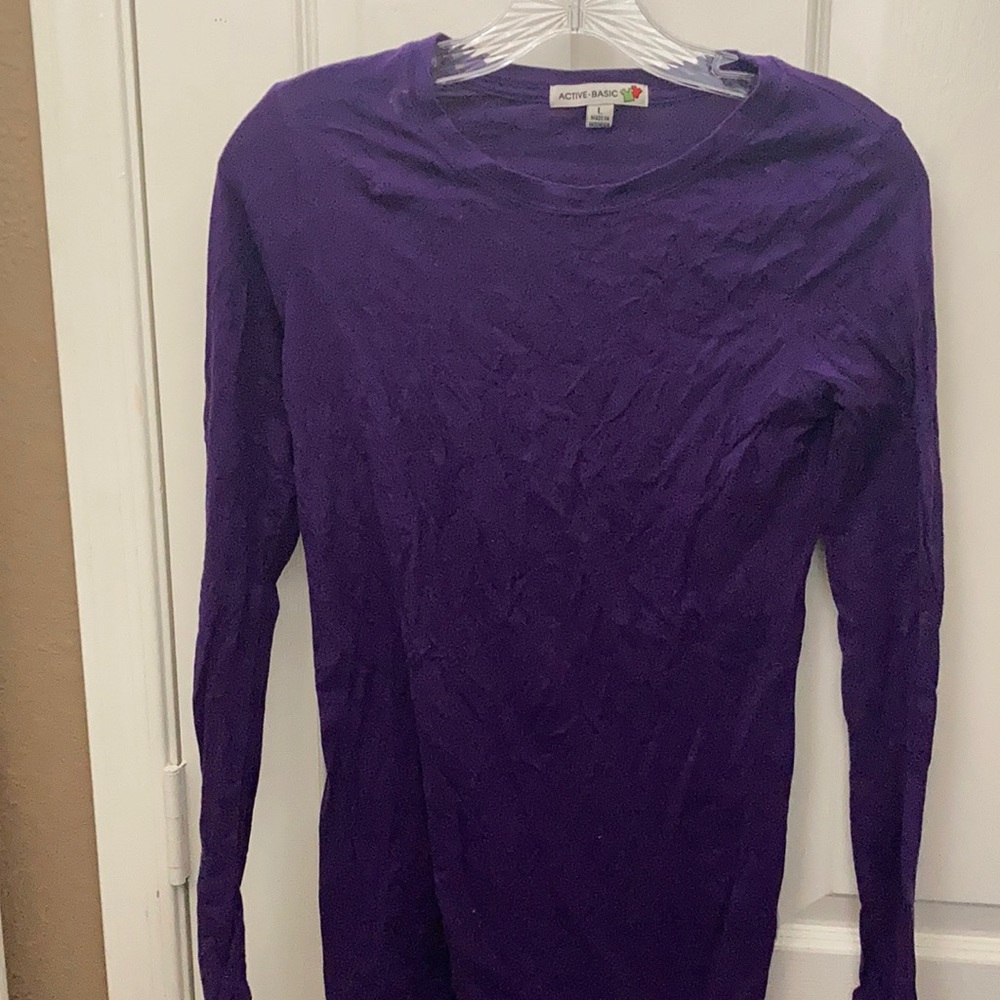 FINAL MARKDOWN Active basic long sleeved tee large